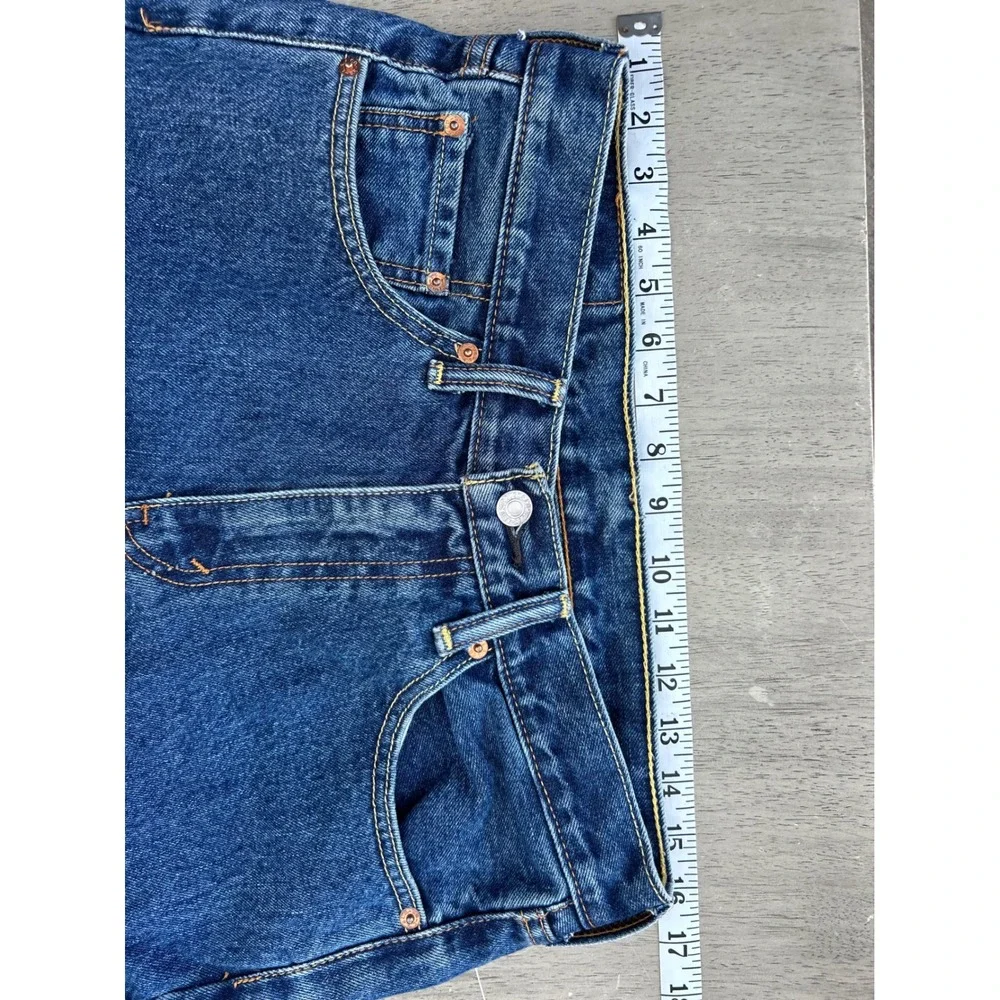 Levis 505 Regular Fit Straight Leg Jeans Mens 30x32 Medium Dark Wash 00505-4886